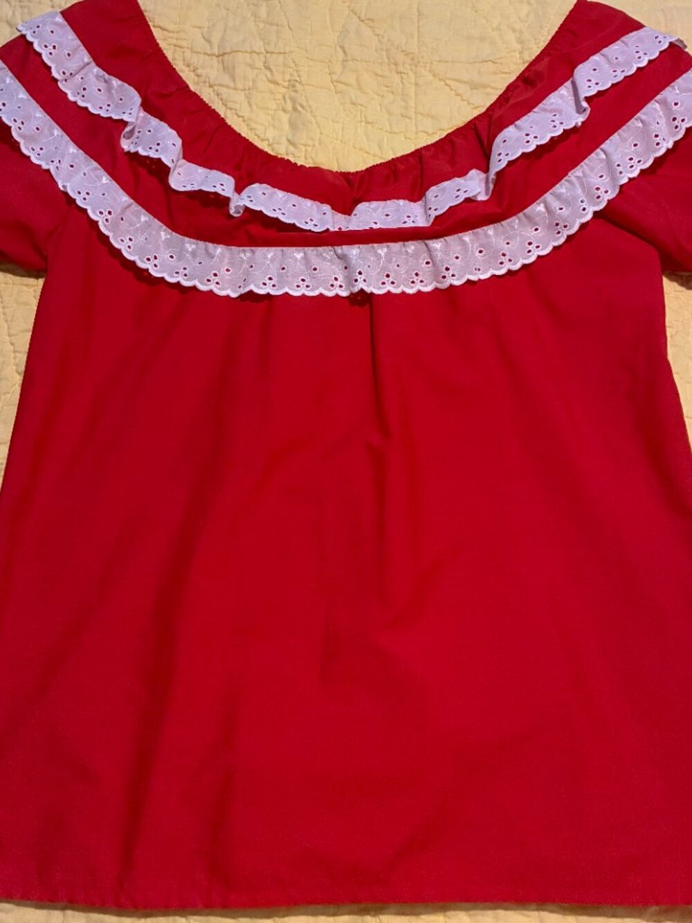 H Bar C California <seldom worn> Peasant Blouse, sz L, red w/white